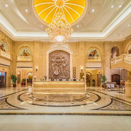 Vienna Hotel Hainan Oriental Avenue Dongfang Exterior photo